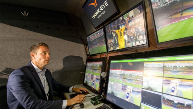 soccer-fifa-review-replay-video.jpg